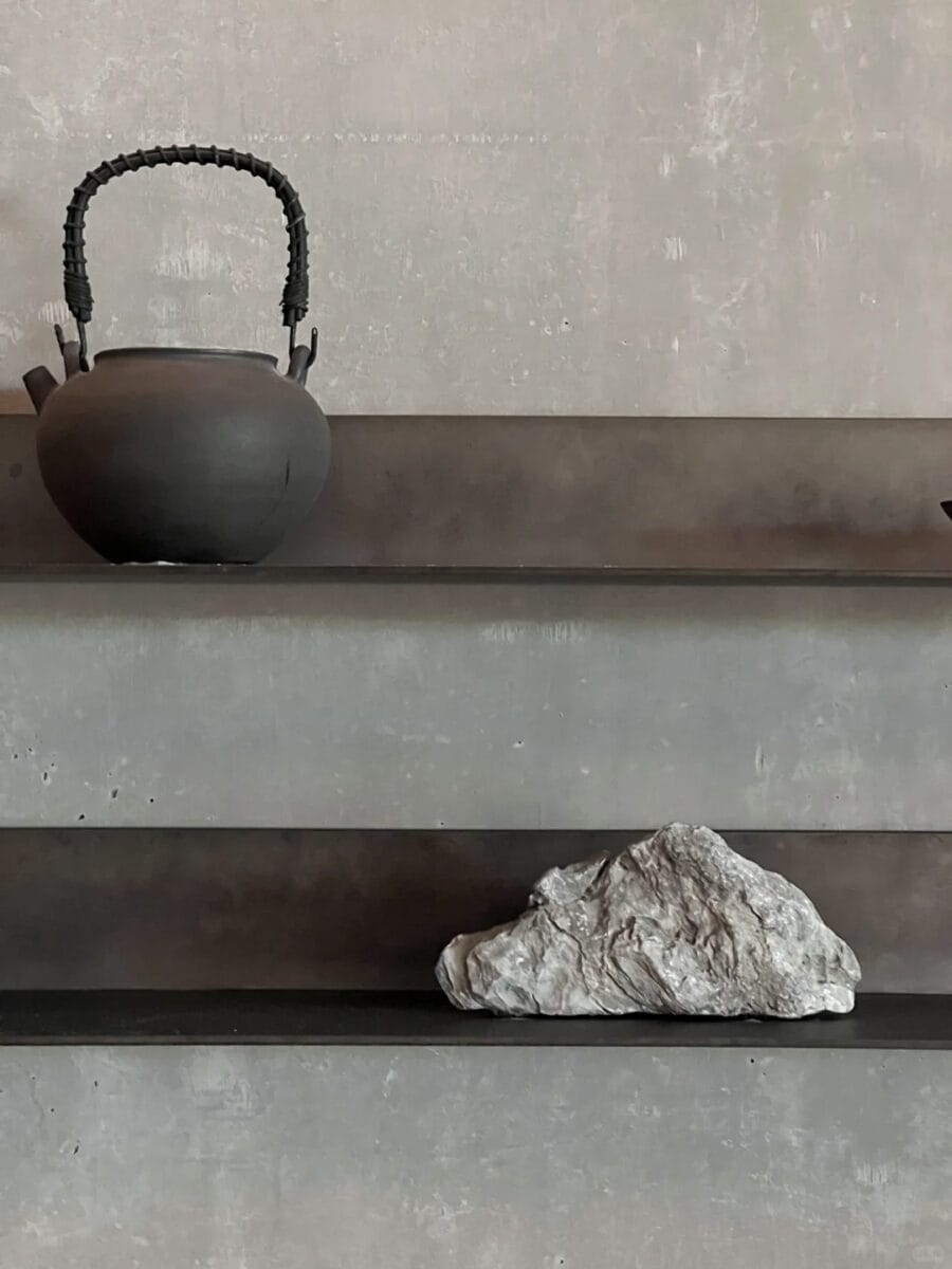 Close-up of the UHPC x Heytea Custom Edition