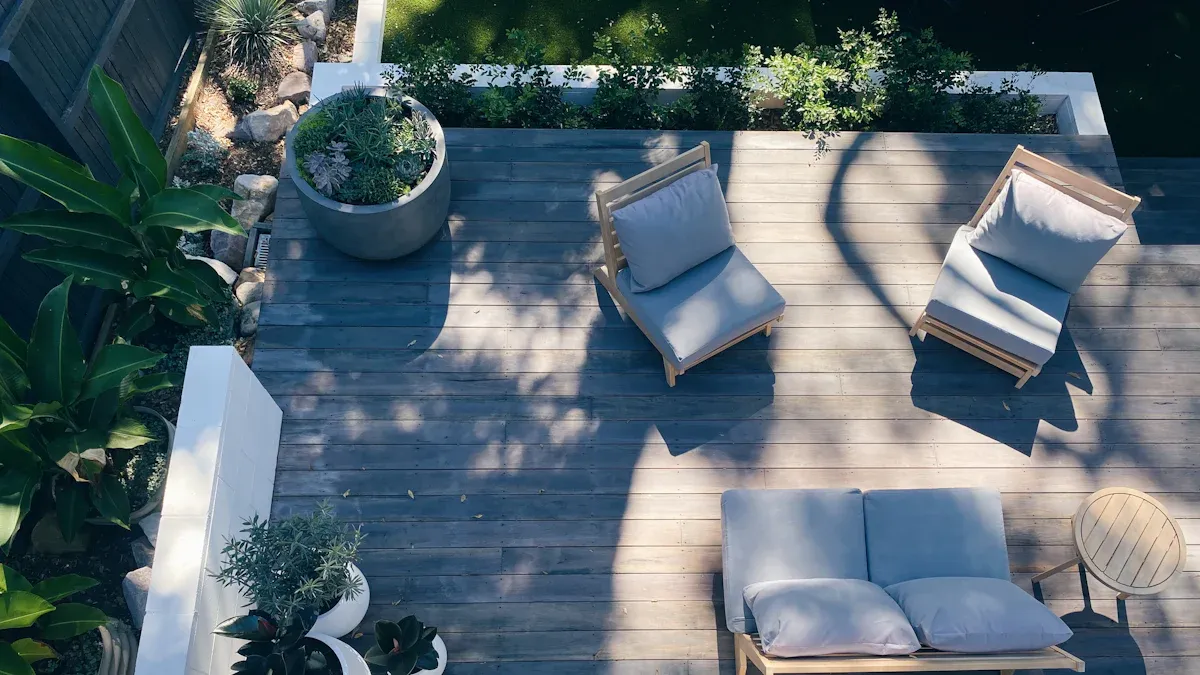 Outdoor Applications: Cementitious Terrazzo vs Epoxy
